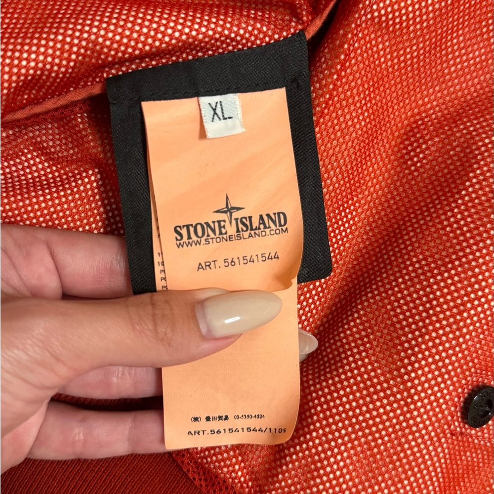 Stone Island Men's Vibrant Red Windbreaker Nylon Metal - Picture 6 of 6